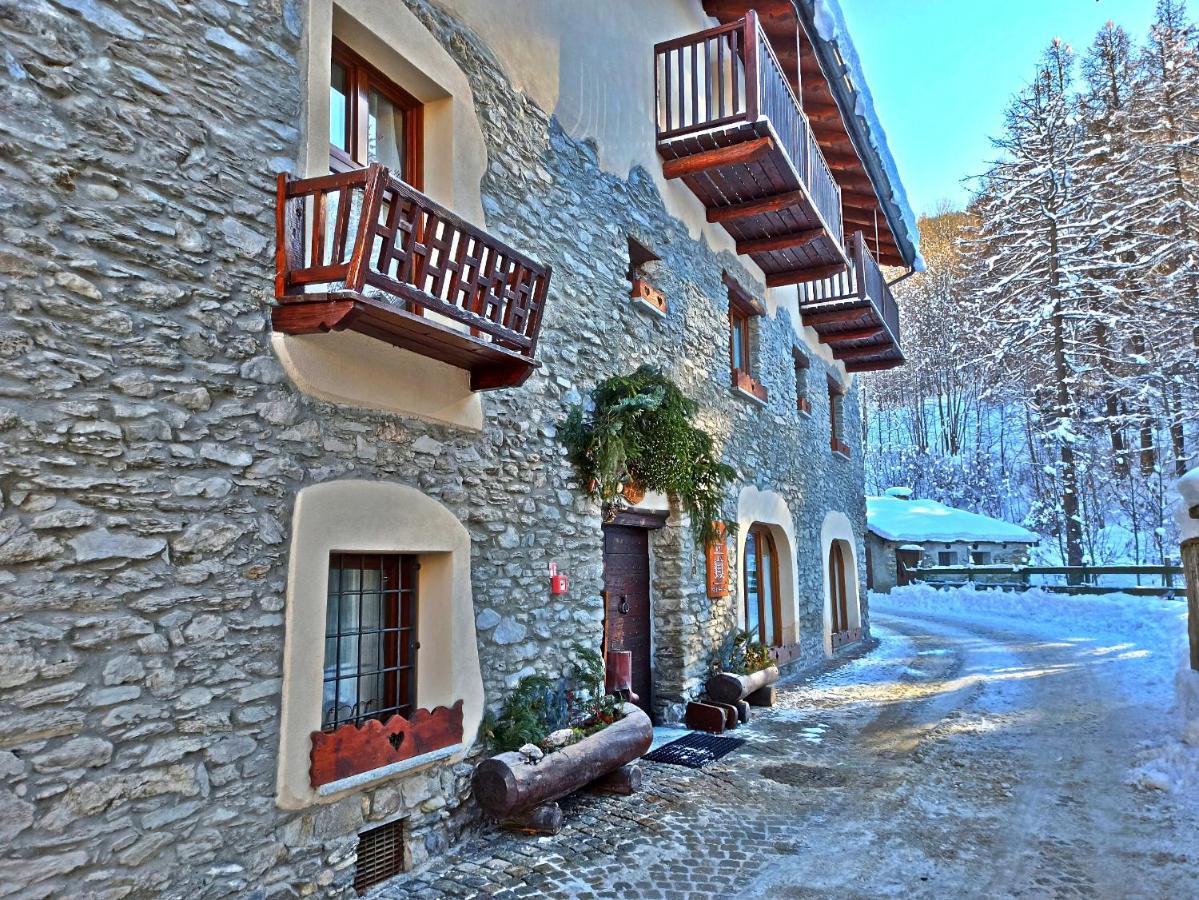 Etoile Des Neiges Hotel Sauze D'Oulx Exterior photo